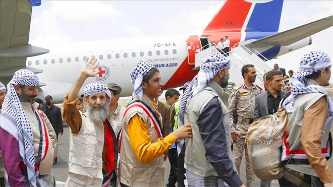 صفقة الأسرى.. 1088 حوثيًا مقابل 645 من الشرعية والتحالف